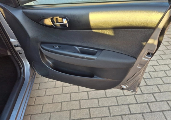 Hyundai i20 cena 23900 przebieg: 139460, rok produkcji 2013 z Zgierz małe 301